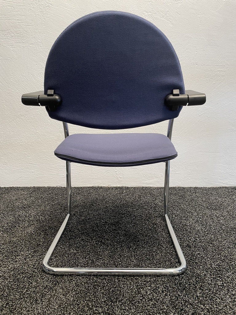 Vitra Stühle Stoff blau