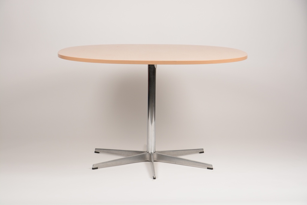 Fritz Hansen Tisch Ellipse Arne Jacobsen