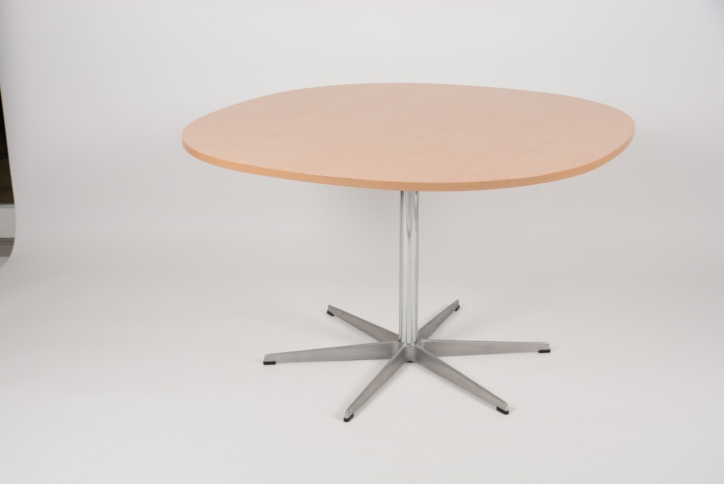 Fritz Hansen Tisch Ellipse Arne Jacobsen