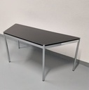 USM Haller Trapeztisch Eiche schwarz 149x79x72cm