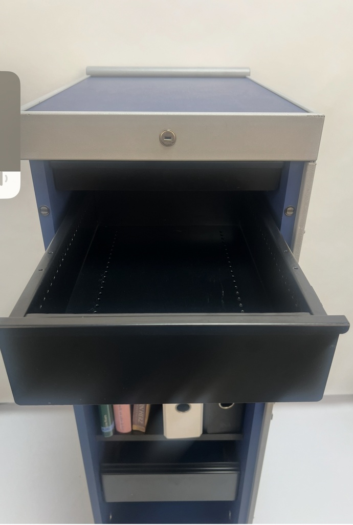 Denz D3  Caddy Blau-Grau, gebraucht einige Kratzer