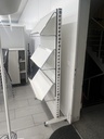 USM Projektständer auf Rollen weiss 100x37x200cm