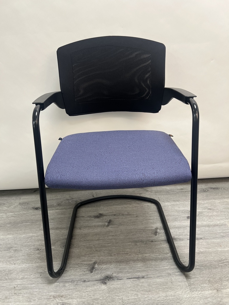 Sitag EL Stapelstuhl,Stoff blau, Rückenteil Netz schwarz