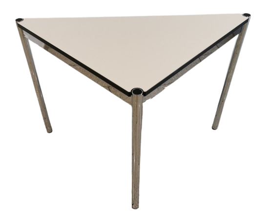 USM Haller Dreieckstisch 103x75x74cm weiss