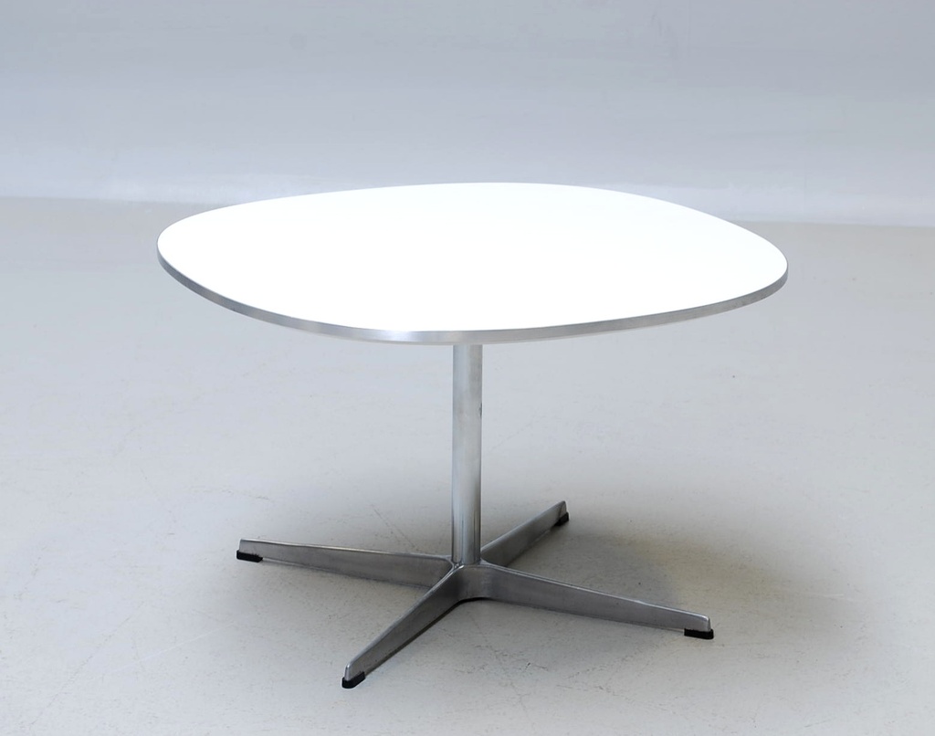 Fritz Hansen Circular Beistelltisch Rund Weiss