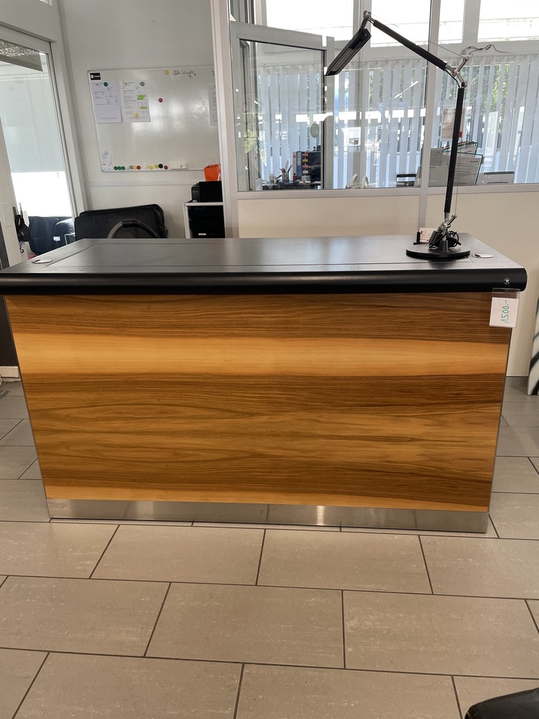 Theke Spezia in Nussbaum/Dekor180x80x105cm