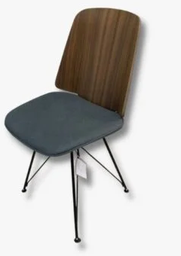 Zanotta June Chair, Holz d'bran, Stoff grau