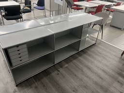 USM Haller Sideboard Lichtgrau offen 220x35x75cm