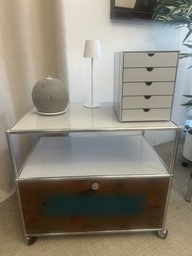 USM Möbel weiss-braun 75x51x75cm