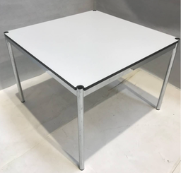 USM Haller Tisch quadratisch 100x100x74cm weiss