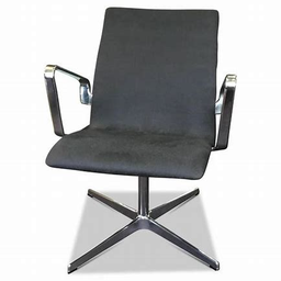Fritz Hansen Oxford, drehbar in Stoff schwarz